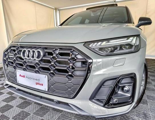 AUDI Q5 2.0 55 TFSIE PHEV PERFORMANCE BLACK QUATTRO S TRONIC AUDI Q5 2.0 55 TFSIE PHEV PERFORMANCE BLACK QUATTRO S TRONIC